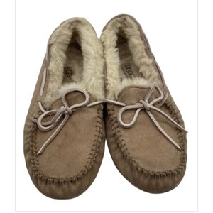 UGG Dakota Chestnut Moccasin Like  Slippers Sz 8